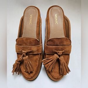Vionic Women's Reagan Nubuck Tassel Mules Flat Tan Suede  Loafers Sz. 7